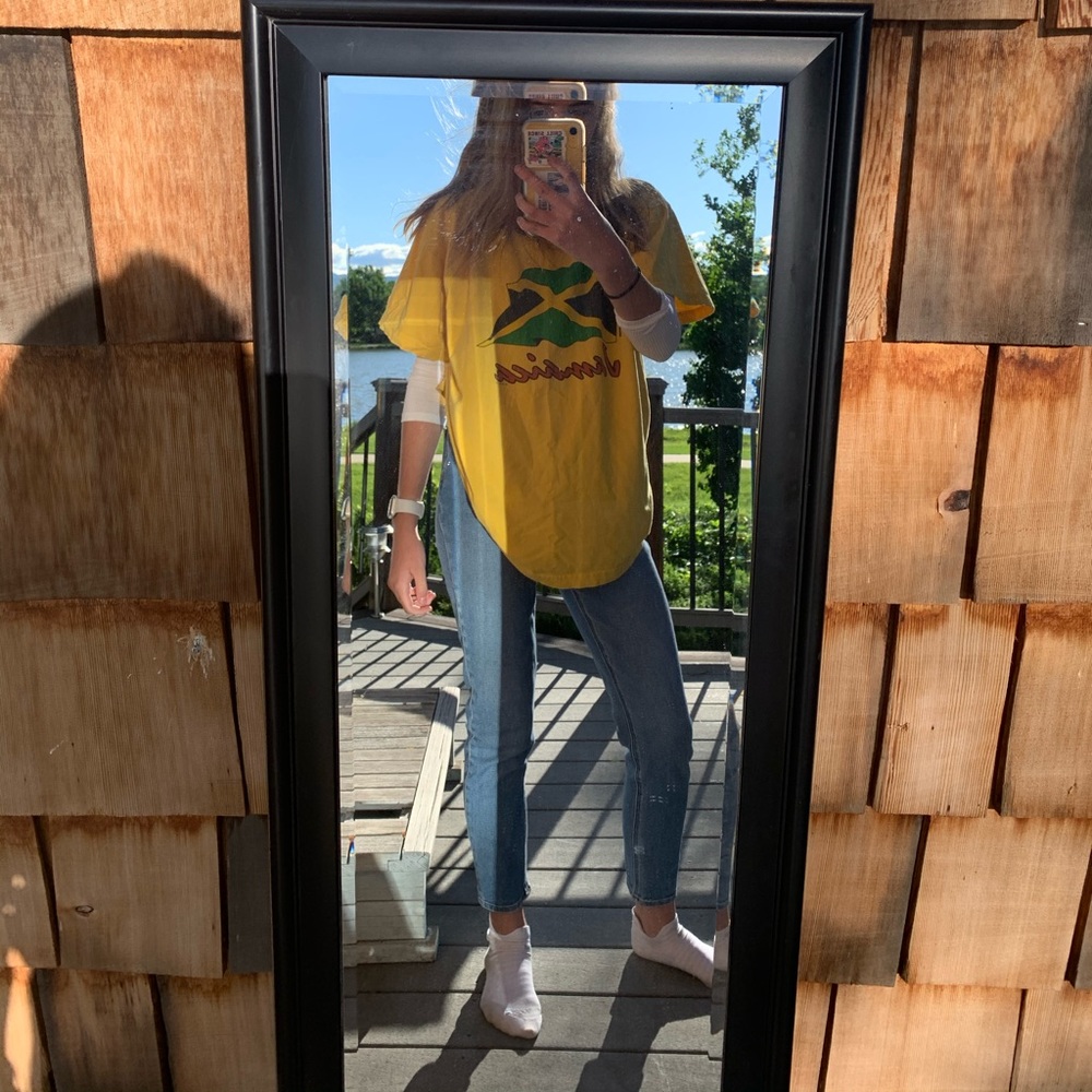 Oversized tee from Jamaica 🇯🇲